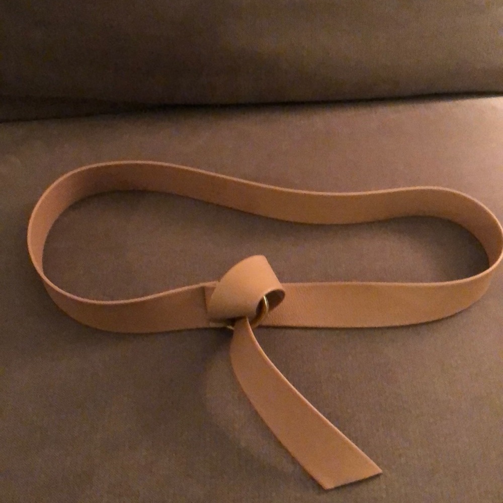 B-low the Belt Mia Belt